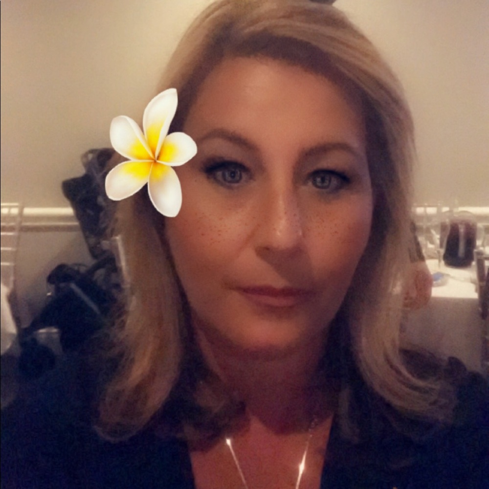 Meet your Posher, Marianna